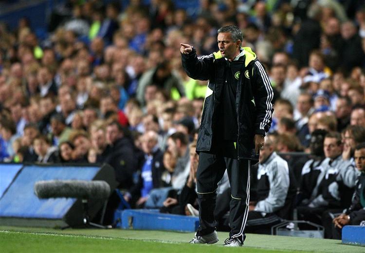 Jose Mourinho var ikke glad for sine angribers indsats i 1-1 kampen mod Rosenborg. 