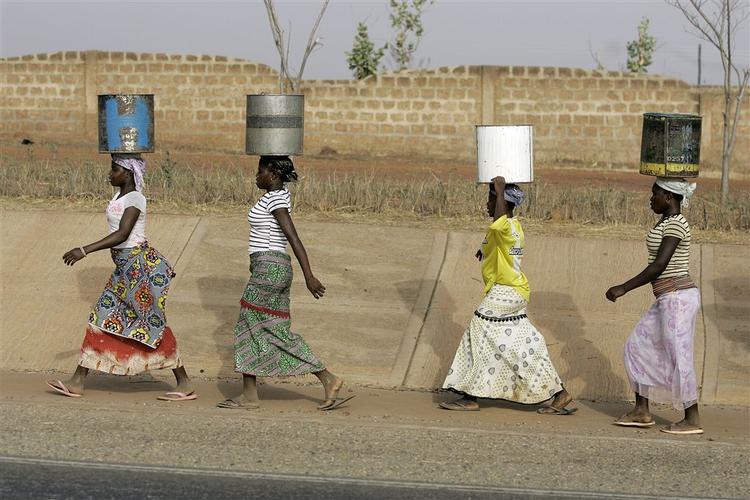 Statsminister Anders Fogh Rasmussen mener, at kampen mod verdens klimaproblemer delvis kan finansieres med penge, som ellers bliver brugt til ulandsbistand. Danmark støtter for eksempel Ghana (billedet), men statsministeren har ikke fortalt, hvordan han konkret har tænkt sig omfordelingen. 