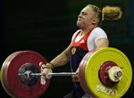 Oxana Slivenko fra Rusland vandt kvindernes 69-kilo-klasse, hvor Thet Pan Yar fra Myanmar ikke ville afgive en dopingprøve. 
