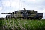 Det er fire af sådanne leopardkampvogne, som Forsvarskommandoen nu har besluttet at sende til Afghanistan. Alt for sent, mener udsendte soldater. 
