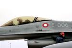 Et af de aldrende F-16-fly. 