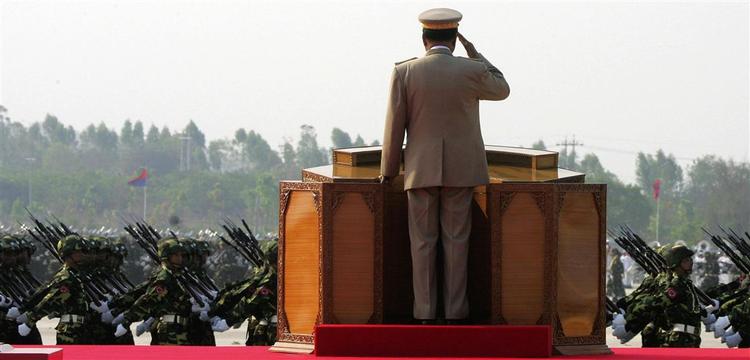 Pensionskassen ATP, er indirekte med til at støtte militærstyret i Myanmar, siger kritikere. 