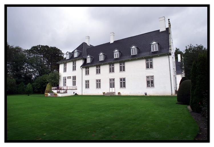 Prins Joachim og Marie Cavallier skal bo på Schackenborg Slot. 