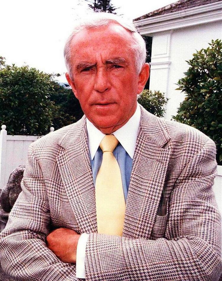 Ryan Airs stifter, Tony Ryan, er død 71 år gammel. 