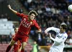 FC Nordsjællands Daniel Jensen og FC Københavns Morten Nordstrand i luftduel i  SAS-Liga kamp mellem FC København og FC Nordsjælland i Parken. 