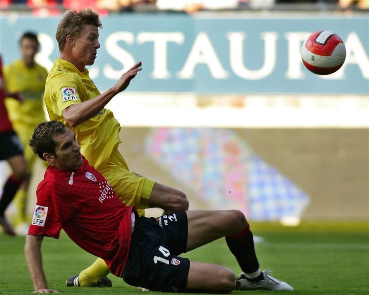 Jon Dahl Tomasson spillede den sidste halve time for Villarreal i søndagens udekamp mod Osasuna. 