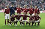 Christian Poulsen, bagest til højre, er tilbage på det danske landshold for første gang siden kampen mod Sverige i juni. Men i hvert fald fire andre fra den kamp er ikke med mod Spanien: Daniel Agger, Martin Jørgensen og Jan Kristiansen. Desuden skal Lars Jacobsen i løbet af de kommende dage overbevise om, at han skal indlemmes i den aktuelle trup. 