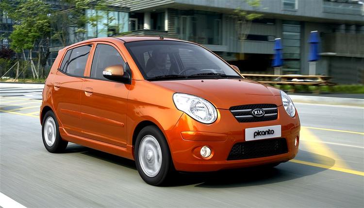 Den nye udgave af Kia Picanto fås stadig til under 100.000 kroner, og nu har den ESP-system som standard. 