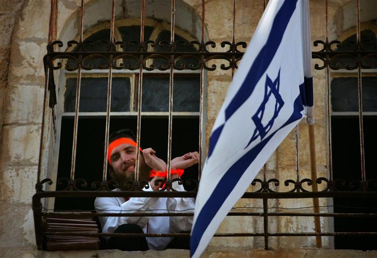 Den israelske bosætterpolitik skaber atter forviklinger for bestræbelserne på at skabe en palæstinensisk stat. 
