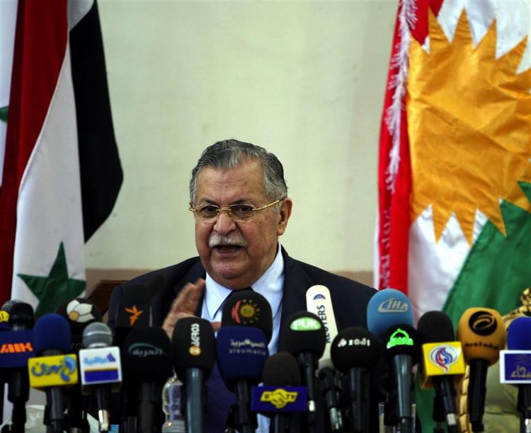 Jalal Talabani kræver, at PKK standser sine væbnede angreb mod Tyrkiet. 