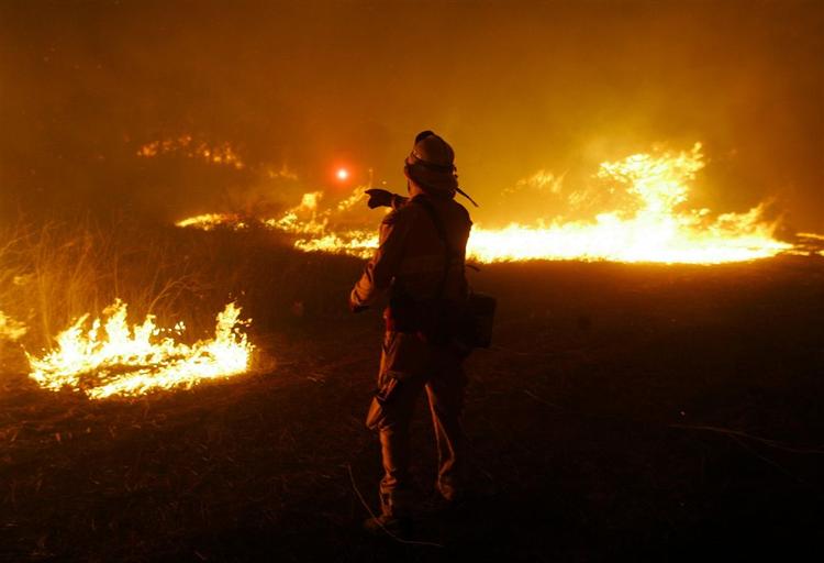 Brandfolk kæmper stadig med gigantiske skovbrande i Californien 