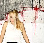 På sit fjerde album bryder Tina Dickow endelig igennem som kunstner. 
