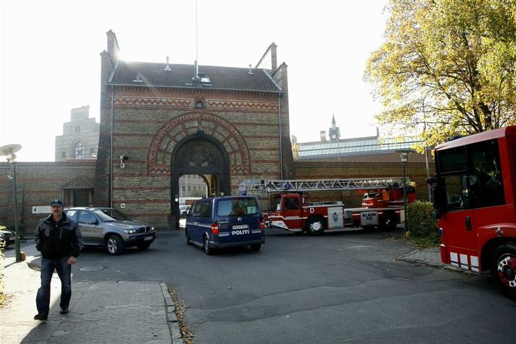 Brandvæsnet rykkede i dag ud til brand i en celle i Vestre Fængsel. 