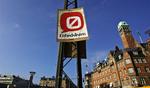 I Københavns Kommune må valgplakaterne først sættes op i morgen. I andre kommuner er lygtepælene allerede dekorerede. 