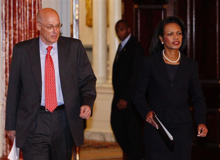 USA's udenrigsminister, Condoleezza Rice, og finansminister Henry Paulson ankommer her til Det Hvide Hus for at meddele om nye sanktioner mod Iran. 