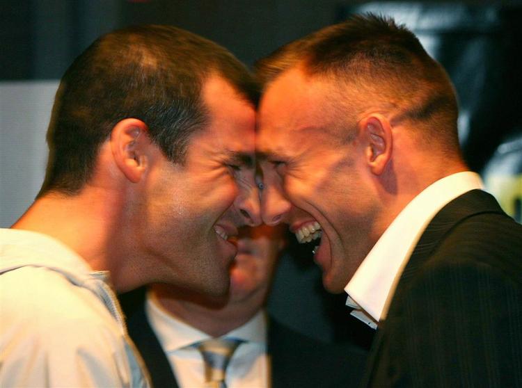 Joe Calzaghe og Mikkel Kessler var i glimrende humør, da det mødtes ved dagens pressemøde i Cardiff. 
