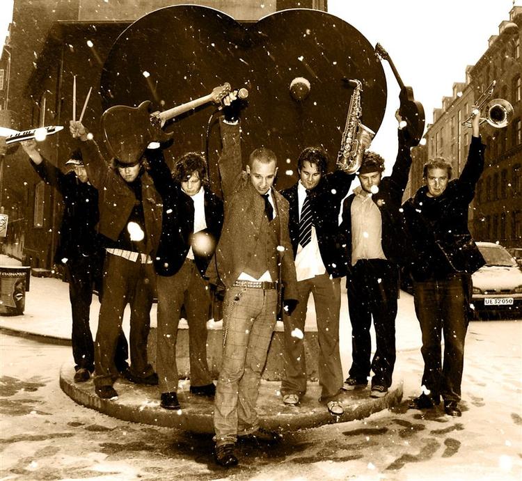 BabyLove &amp; The Van Dangos sørger for festen, når de lørdag den 24. november lægger vejen forbi Studenterhuset i København. 