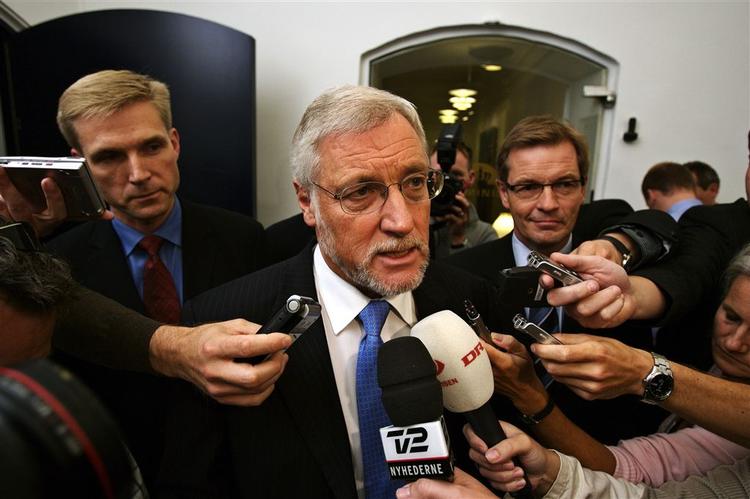 Thor Pedersen bebuder et stop for sit politiske virke i Folketinget. 