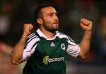 Dimitris Salpingidis scorede det tredje mål, da Panathinaikos vandt 3-0 over Aberdeen og det første mål i weekendens 4-0-sejr over Levadiakos. 