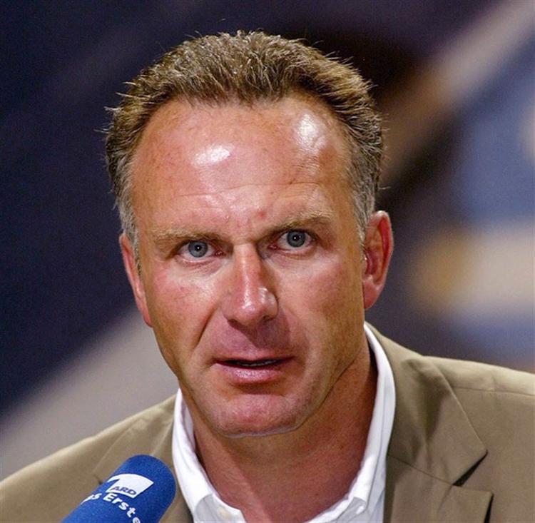 Karl-Heinz Rummenigge var alt andet end tilfreds efter 2-2-kampen mod Bolton. 
