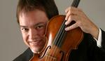 Violinisten Sergej Krylov begyndte at spille, da han var fem år og har siden spillet med de største stjerner inden for klassisk musik. Fredag aften kan han opleves i Radiohusets Koncertsal. 
