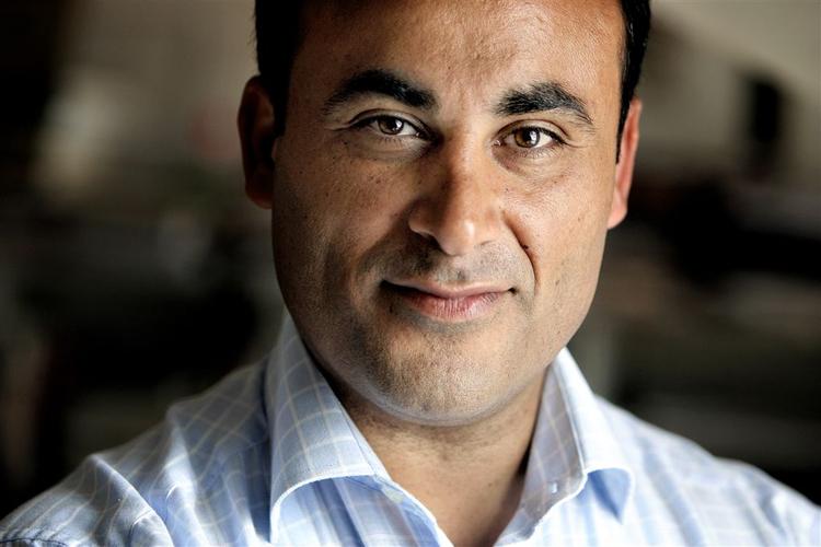 Valgforsker Johannes Andersen mener, at Fogh har gode kort på hånden, efter Naser Khader søndag aften kaldte ham for partiets statsministerkandidat. 