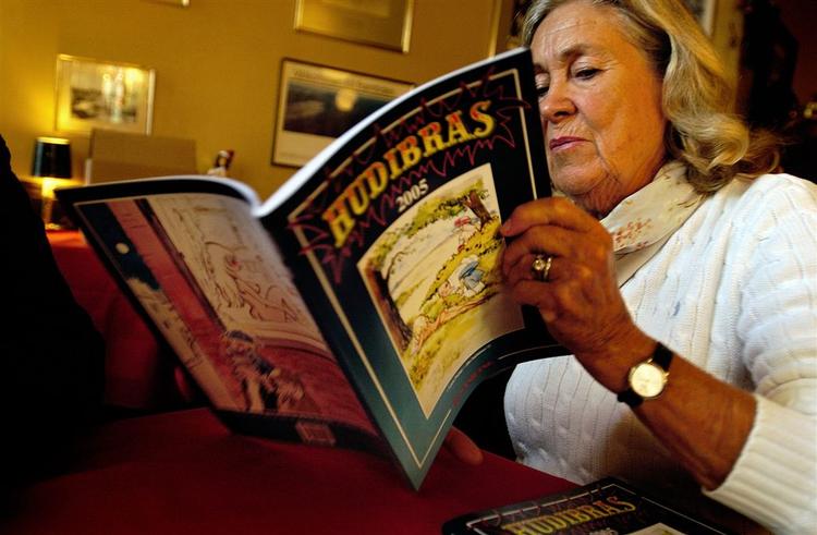 Tegneren Anni Lipperts vovede tegninger er et særkende ved Hudibras. 