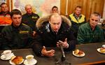 Den russiske præsident Vladimir Putin mener, at han har ret til at bevare en stor magt over Rusland, selv om han træder tilbage som præsident. 