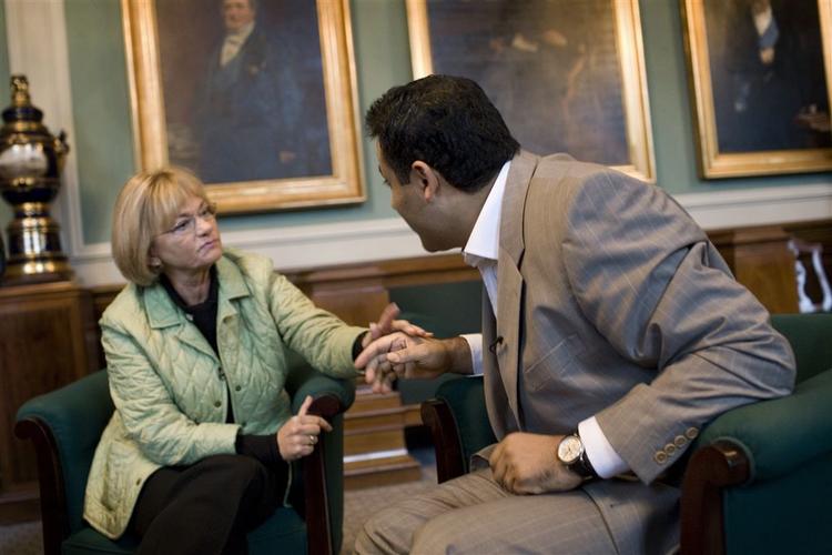 Pia Kjærsgaard og Naser Khader kan blive tvunget til at samarbejde, hvis VK-regeringen skal fortsætte (arkivfoto). 