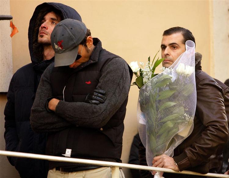 Den dræbte Lazio-fan, Gabriele Sandri, blev i dag mindet i Rom. Den italienske indenrigsminister beskylder landets hooligans for at bruge drabet som en undskylding for at bekrige politiet. 