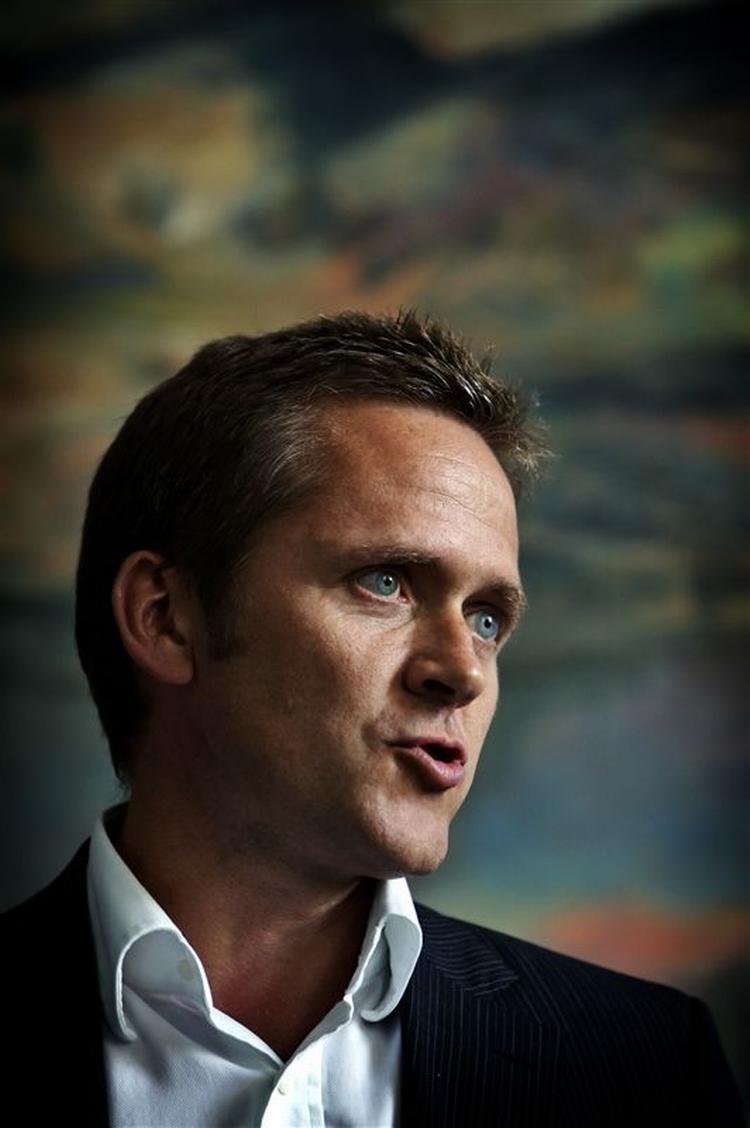 Anders Samuelsen fra Ny Alliance mener på baggrund af aftenens exitpolls, at der er chance for et opgør med VKO-blokken. 