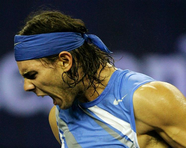 Rafael Nadal fik 70 procent af sine førsteserver ind og det skabte fundamentet til sejren over Djokovic. 