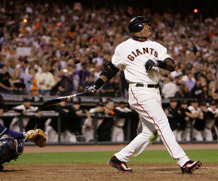 Bonds skal måske  vende sig til at spille baseball i fængselsgården. 