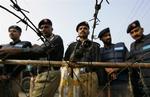 Pakistan blev for knap to uger siden erklæret i undtagelsestilstand. 