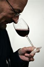 Globus Wine