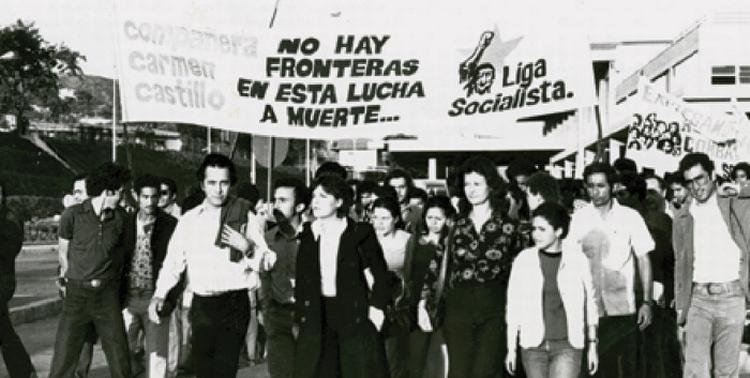 Hovedprisen ved årets CPH:Dox gik til den næsten tre timer lange Santa Fe Street. Instruktøren Carmen Castillo erindrer og bearbejder, hvad der skete dengang i 1973, hvor diktator Pinochet kom til magten i Chile. 