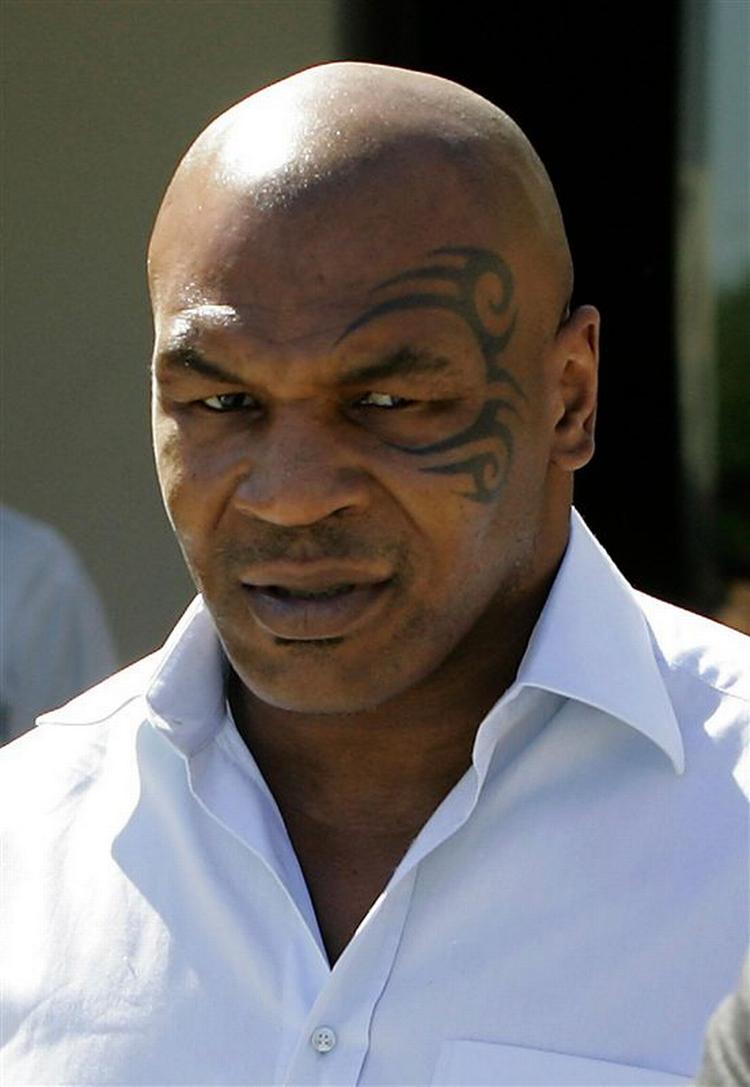 Tyson siger selv, at han bruger kokain, når han kan få fingre i det. 