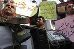 Pakistanske journalister demonstrerer mod Musharrafs styre. 