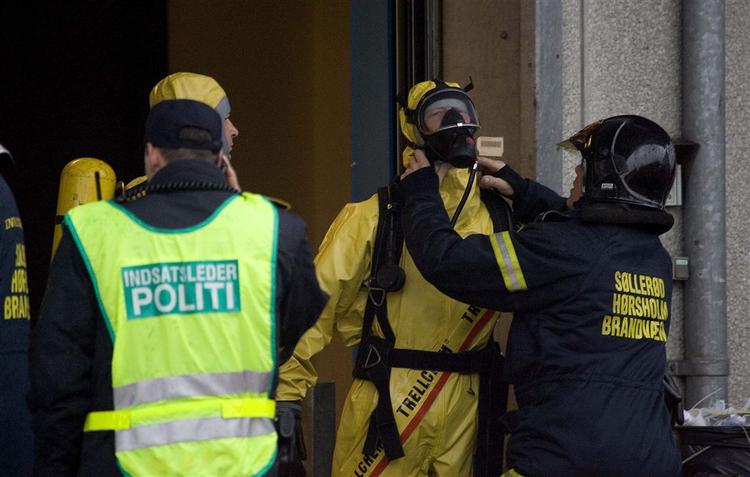 Politi og brandvæsen tager ingen chancer i Hørsholm. 