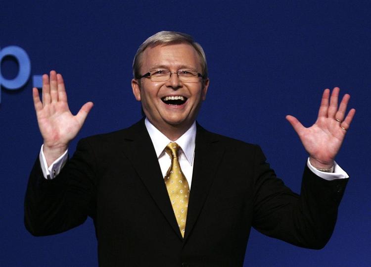 Australiens nye premierminister Kevin Rudd gik blandt andet til valg på at trække soldater hjem fra Irak. Det begynder i midten af næste år. 