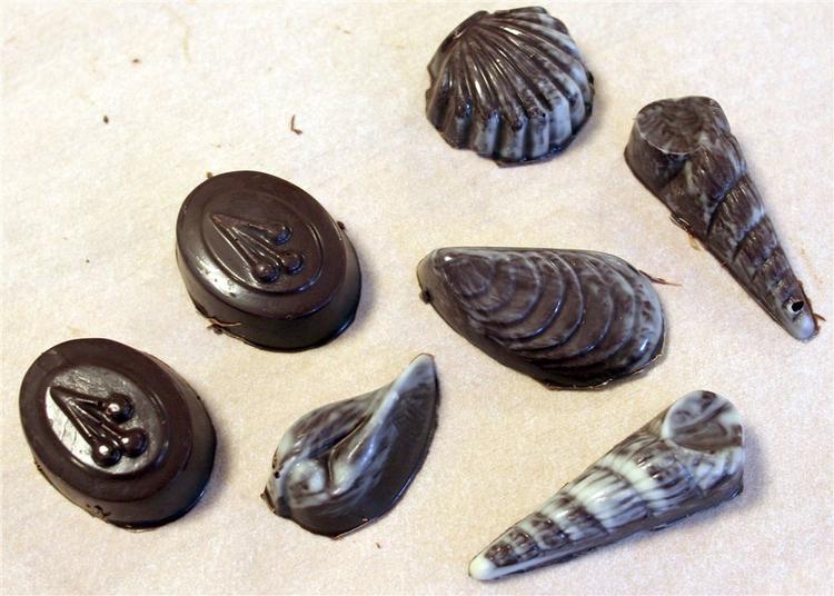 Marmorerede fruits de mers er et godt sted at starte med støbte chokolader. 