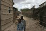 Alene de seneste tre uger er 200.000 mennesker flygtet fra Mogadishu, og det anslås, at det samlede antal internt fordrevne fra hovedstaden er over 650.000. 