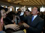 Schwarzenegger fløj tur retur til Kina i lejet privatjet. Pris: 1,7 millioner kroner. 