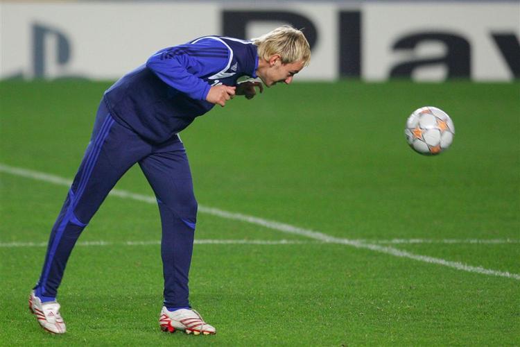 Ivan Rakitic er en af Schalkes tre spillere, der er sat af. 