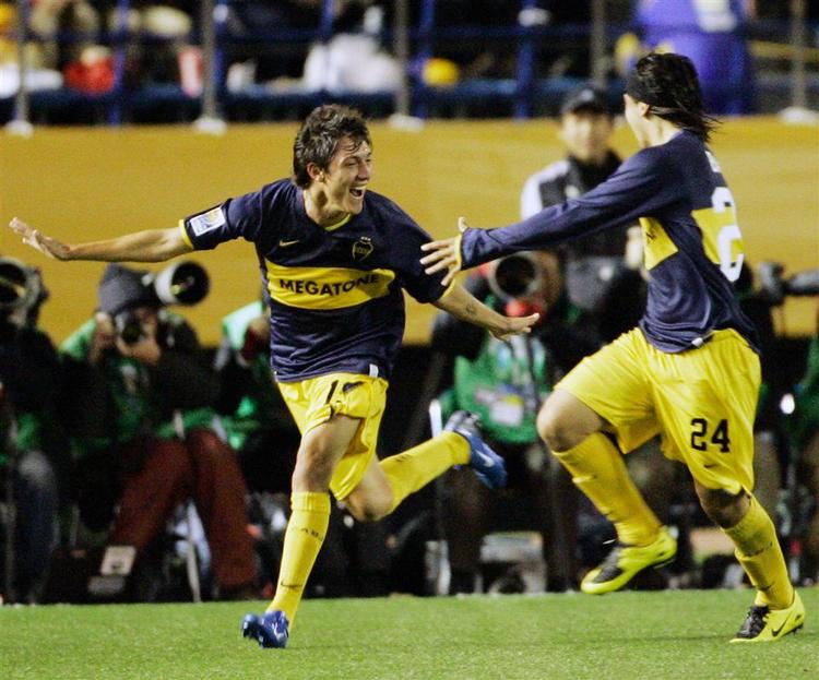 Neri Cardozos mål sendte Diego Maradonas yndlingsklub, Boca Juniors, i VM-finalen. 