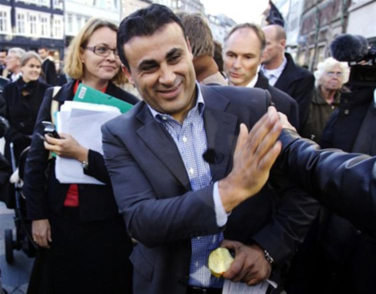 Under valgkampen stod Ulla Østergaard bag Naser Khader. Nu forlader hun Ny Alliance. 