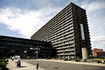 Rigshospitalet ringede til Politiet og fortalte dem, at de havde modtaget to skudofre. 