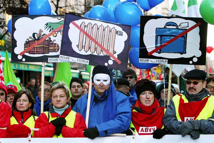 Vi vil have en handlekraftig regering, lød budskabet fra dagens demonstranter fra belgisk fagbevægelse. 