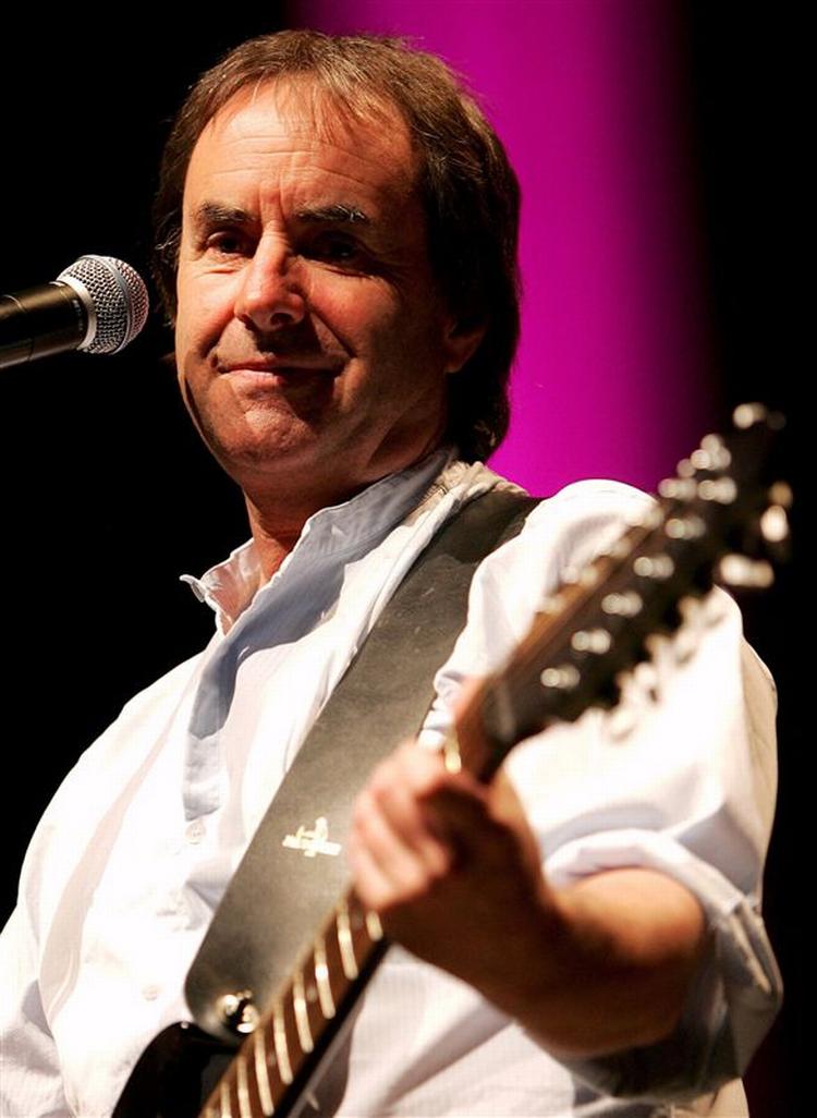 Chris de Burgh, her fotograferet ved en koncert i Schweiz. 