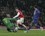 Arseanal v Steaua Bucuresti Champions League  Nicklas Bendtner scores 